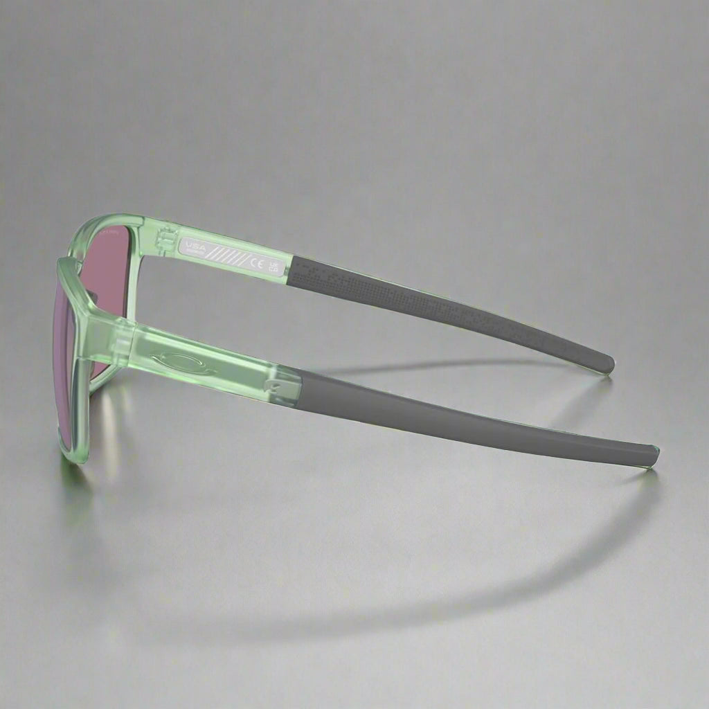 Oakley_Actuator_SQ_Sunglass_MattTransparentJade_PrizmJadeLens_Side_Instasport