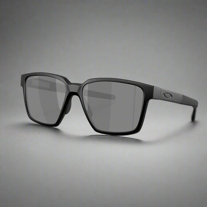 Oakley_Actuator_SQ_Sunglass_MatteBlack_PrizmBlack_Frontside_Instasport