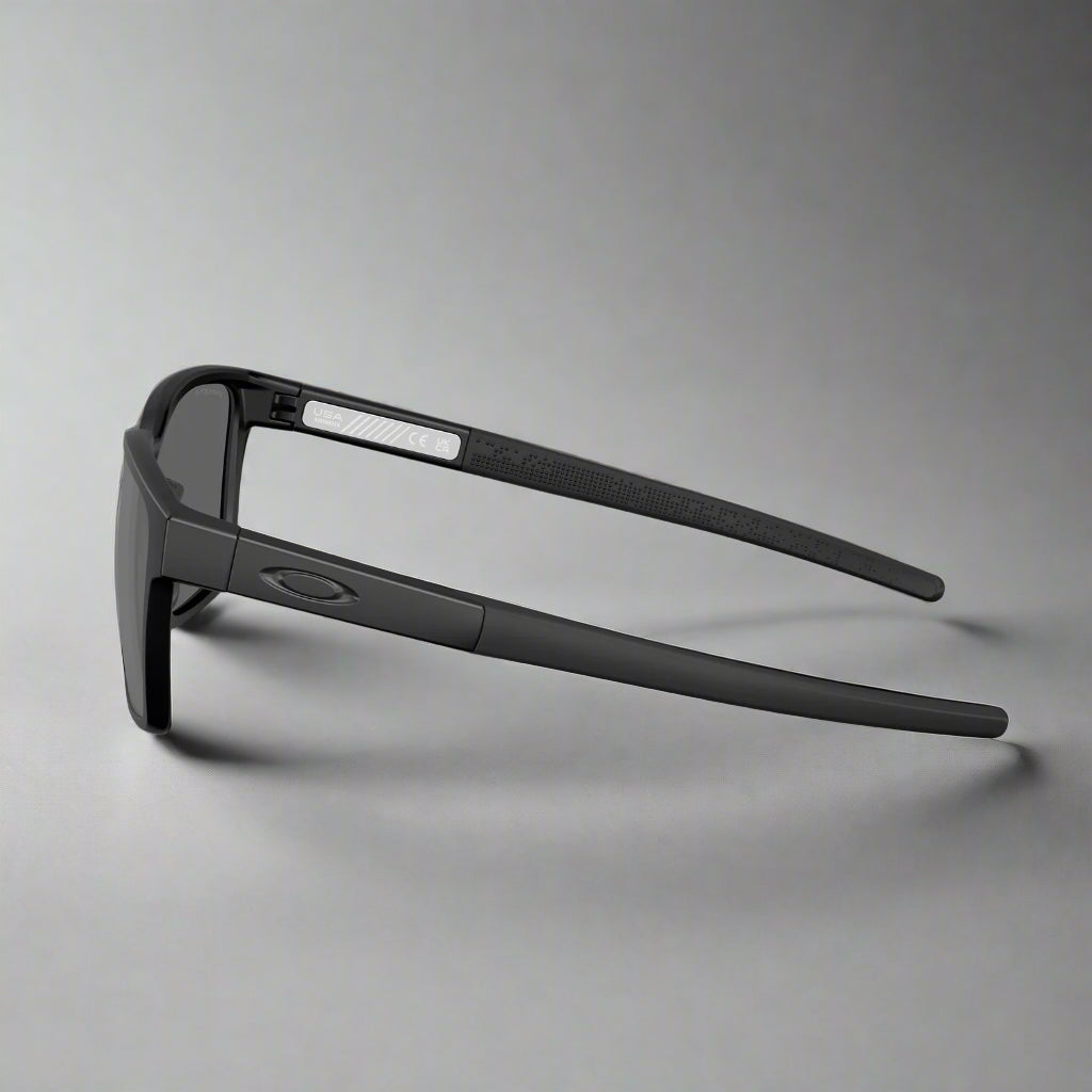 Oakley_Actuator_SQ_Sunglass_MatteBlack_PrizmBlack_Sideview_Instasport