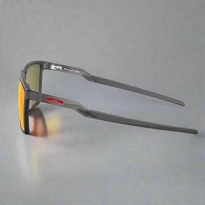 Oakley_Futurity_SunSunglass_SatinGreySmoke_PrizmRubyPolarizedLens_Leg_Instasport