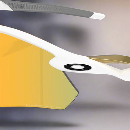 Oakley_Radar_PlateSunglass_PolishedWhite_Prizm24kPolarized_Detailed_Instasport