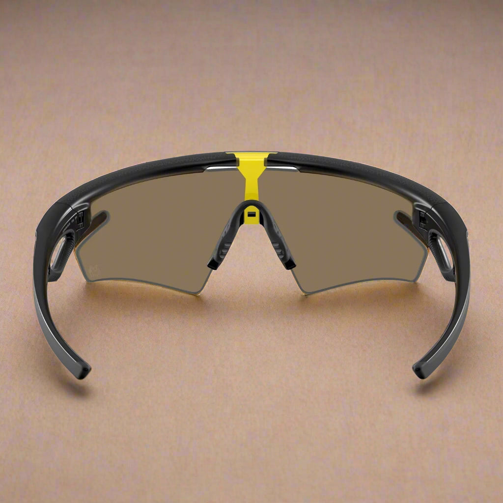 Oakley_Sphaera_Sunglass_SlashMatteBlackInk_Prizm24kPolarizedTDF_Insideview_Instasport
