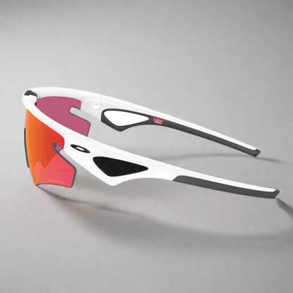Oakley_Sphaera_Sunglass_SlashMatte_WhitePrizmfield_Instasport_Instasport