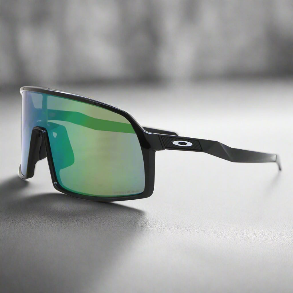 Oakley_SutroS_Sunglass_MatteCarbon_PrizmJadeLens_Side_Instasport