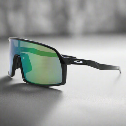 Oakley_SutroS_Sunglass_MatteCarbon_PrizmJadeLens_Side_Instasport