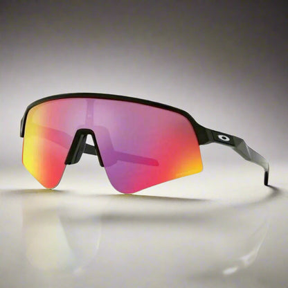 Oakley_Sutrolite_Sweep_MatteBlack_PrizmRoadLens_FrontSide_Instasport