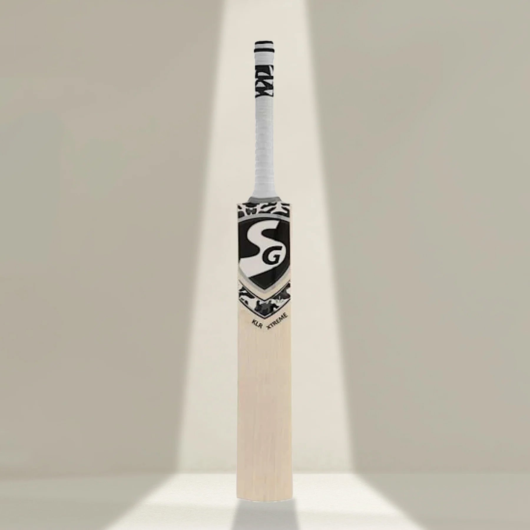 SG KLR Xtreme Finest English Willow Grade 3 Cricket Bat (Leather Ball) -SH - InstaSport