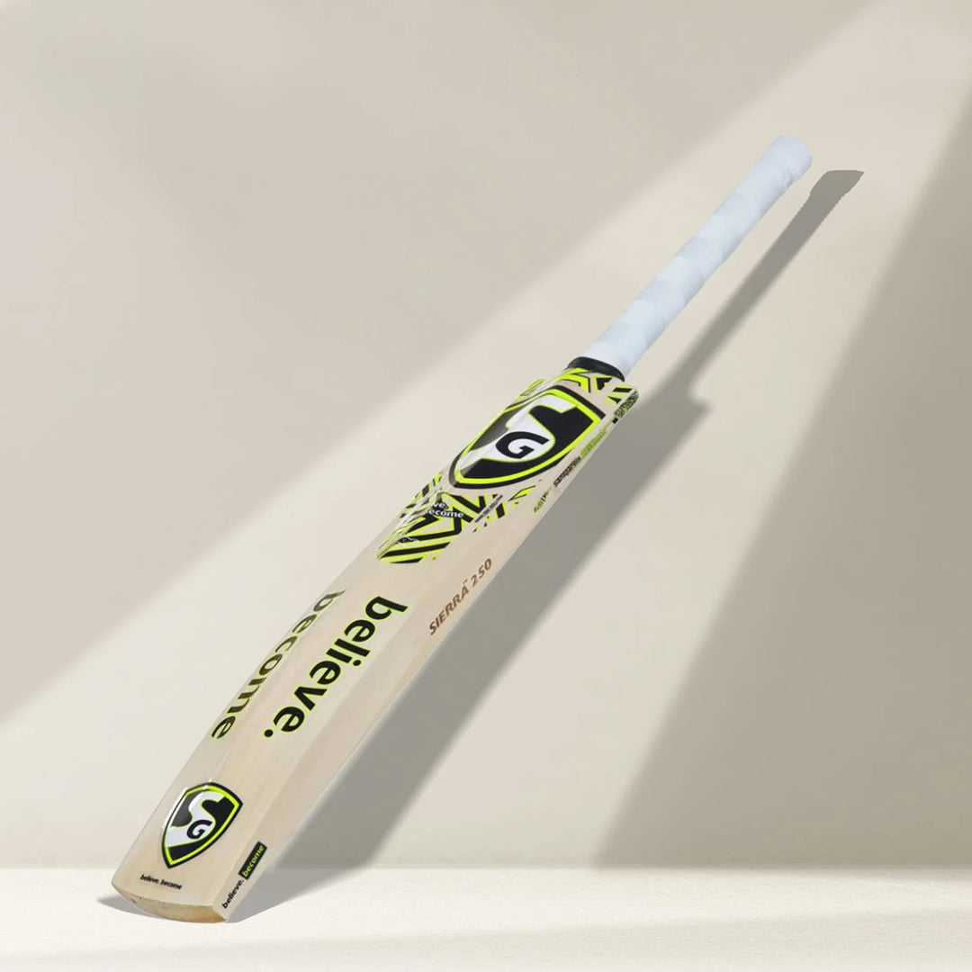 SG Sunny Legend Grade 1 English Willow Cricket Bat (with SG|Str8bat Sensor)