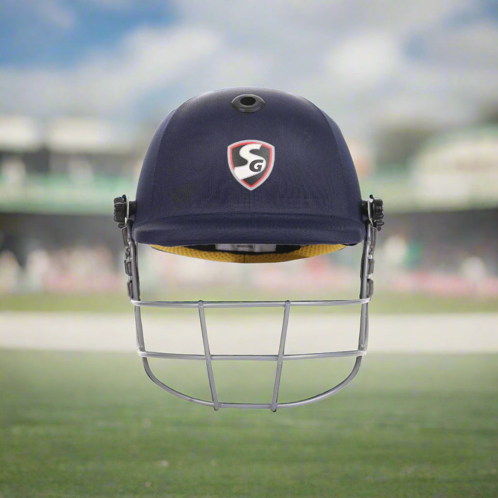 SG_Blazetec_CricketHelmet_Front_Instasport