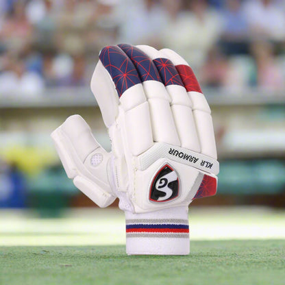 SG_KLR_Armour_BattingGloves_Right_Instasport