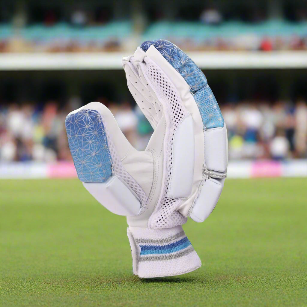 SG_Litevate_BattingGloves_Sideview_Instasport
