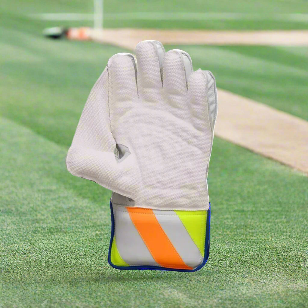 SG_RP_17_Wicket_KeepingGloves_Inside_Instasport