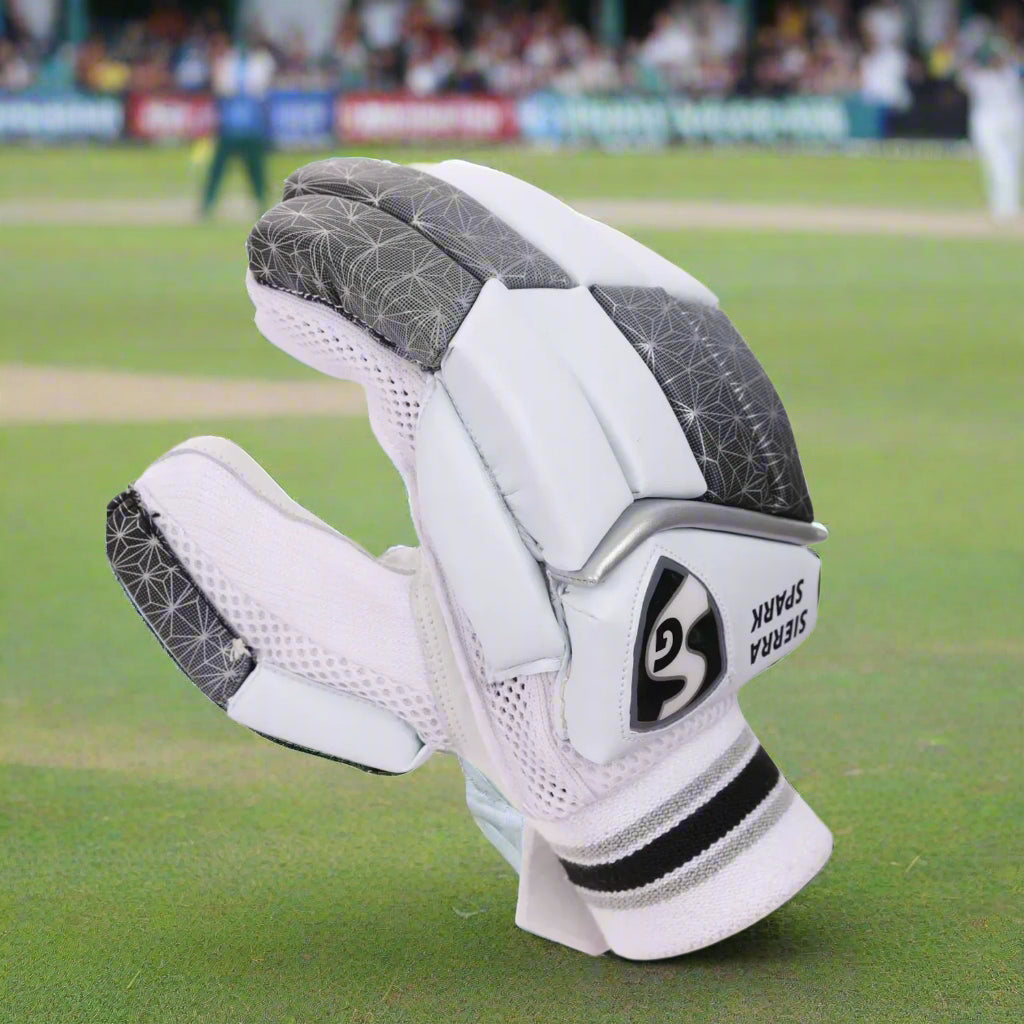 SG_Sierra_Spark_BattingGloves_Top_Instasport