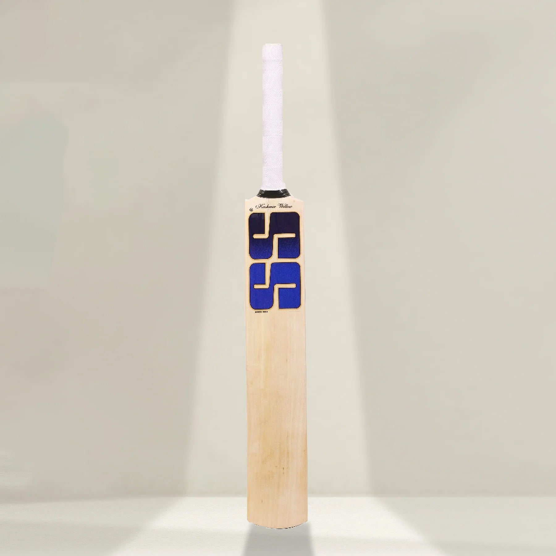 SS SKY Jumbo Kashmir Willow Cricket Scoop Bat -SH - InstaSport