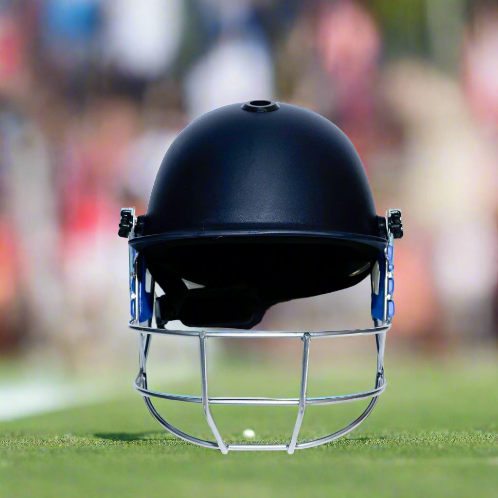 SS_Elite_Cricket_Helmet_Front_Instasport
