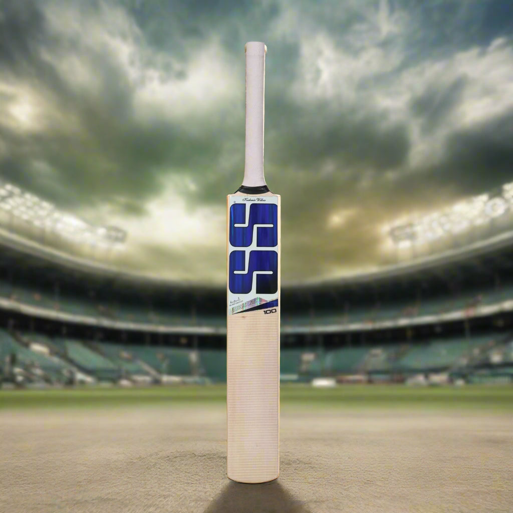 SS_Master100_KW_CricketBat_Face_Instasport