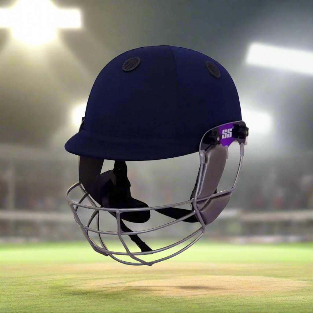 SS_Professional_CricketHelmet_Frontside_Instasport