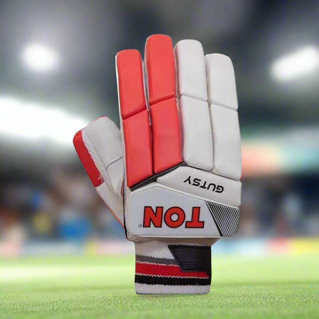 SS_Ton_Gutsy_Cricket_BattingGloves_Front_Instasport