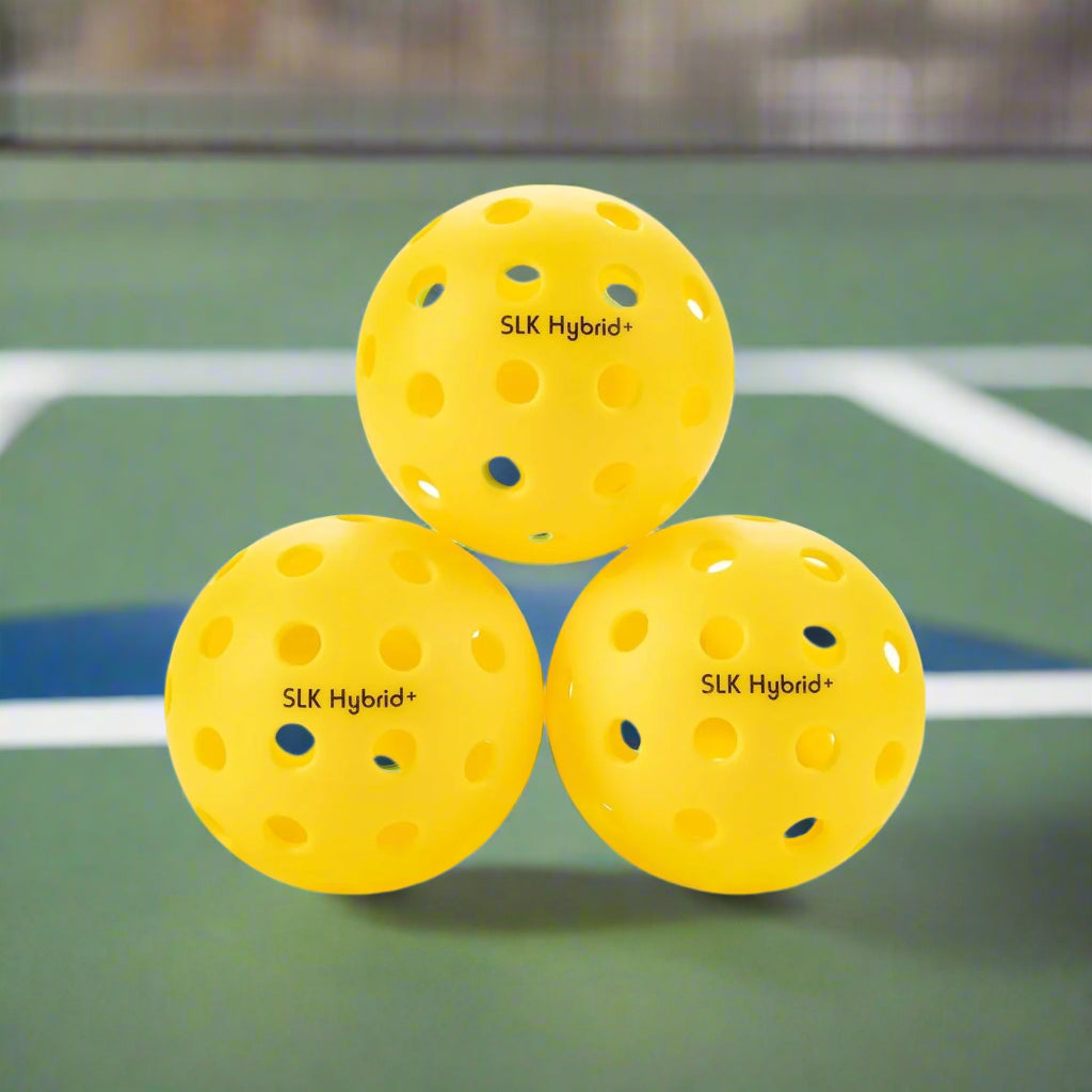 Selkirk_SLK_Reflex_Pickleball_Paddle_Set_balls_Instasport