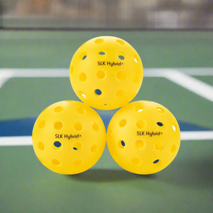 Selkirk_SLK_Reflex_Pickleball_Paddle_Set_balls_Instasport