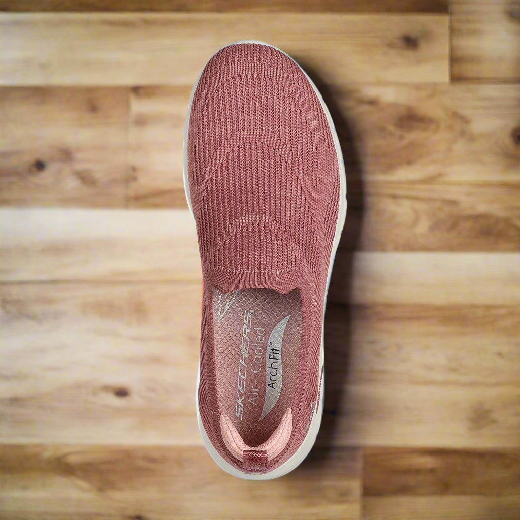 Skechers_104371-DKRS_Running_Shoes_Top_Instasport