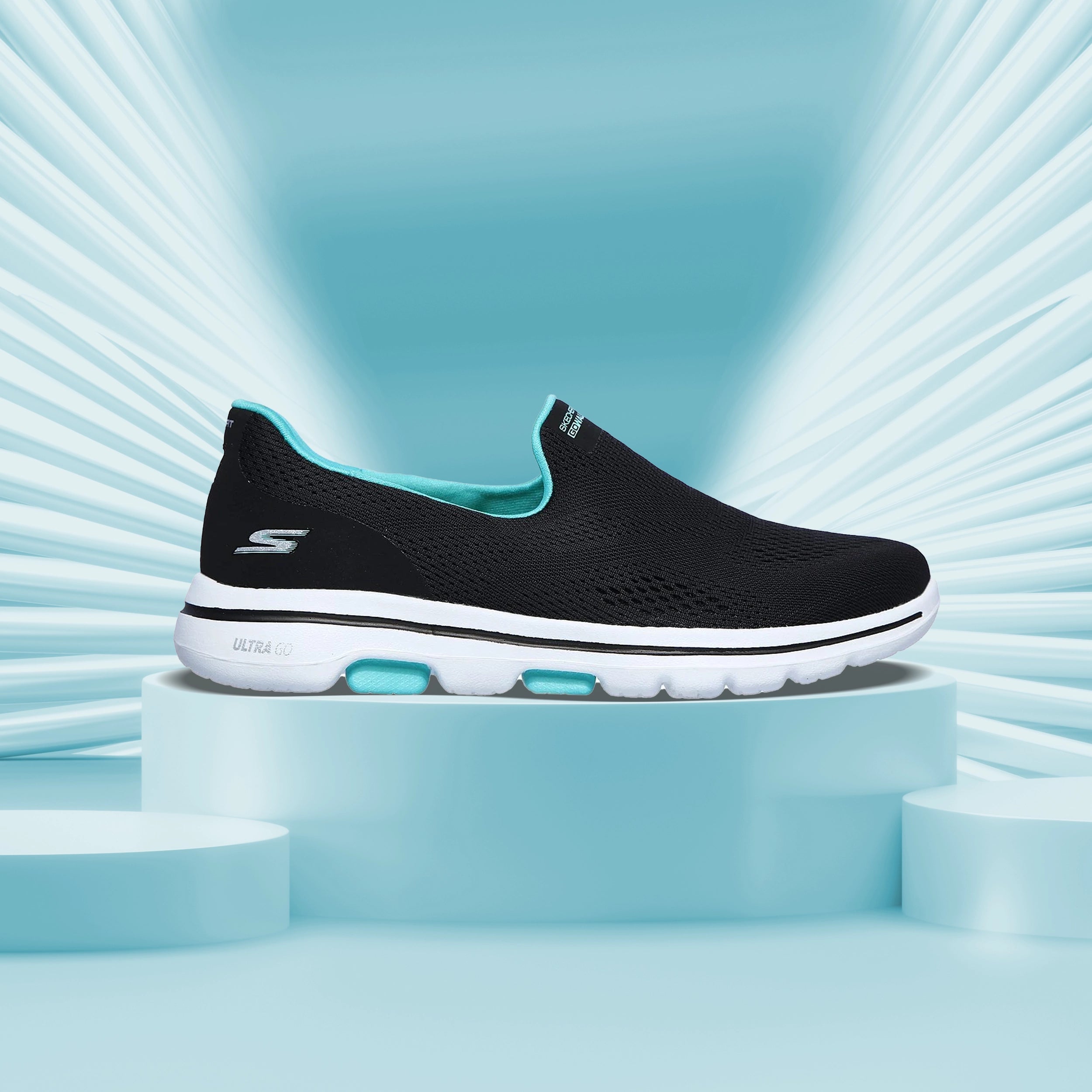 Skechers_124033-BKTQ_SportsShoes_Instasport