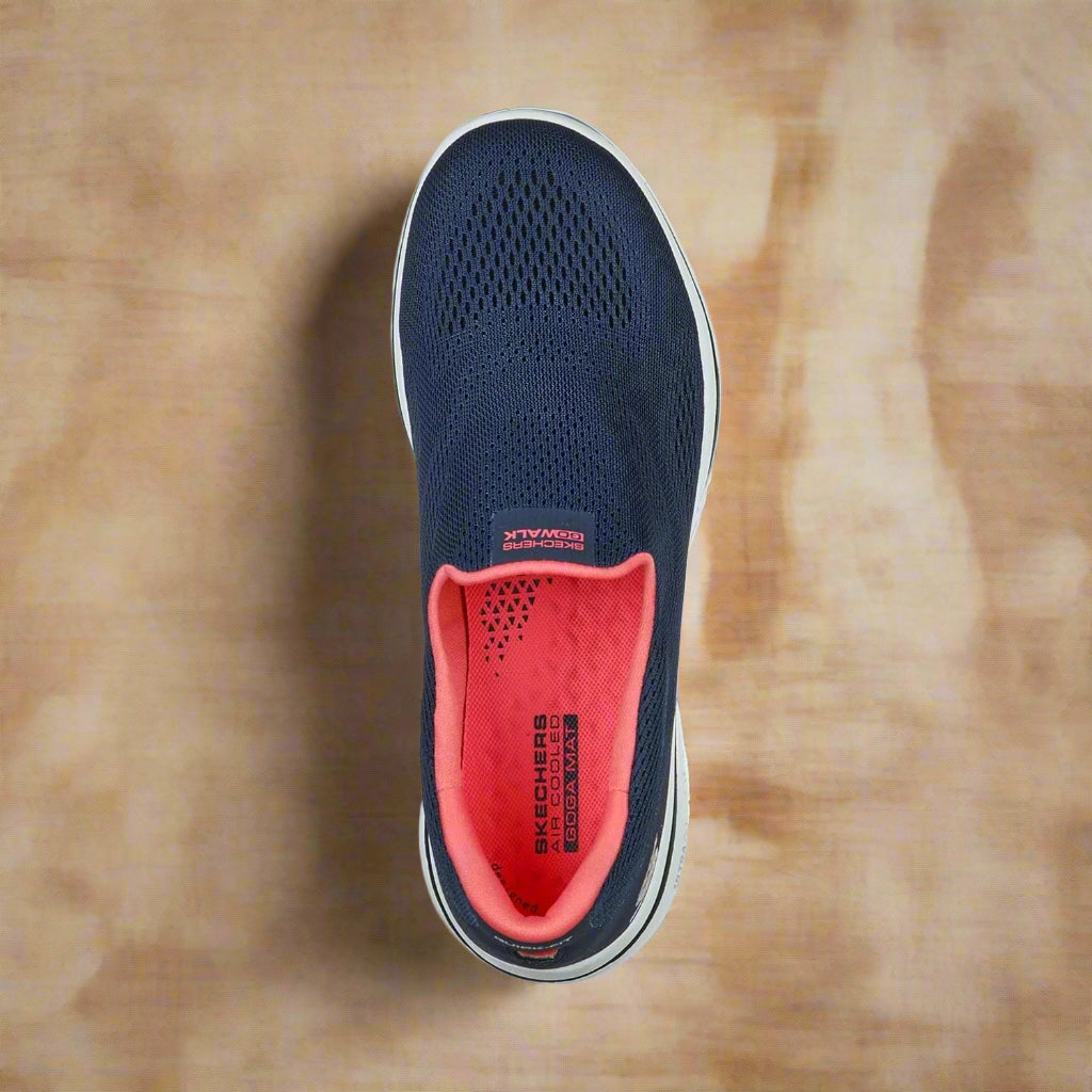 Skechers_124033-NVCL_SportsShoes_Topview_Instasport