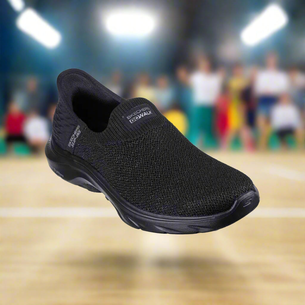 Skechers_125219-BBK_SportsShoes_Frontside_Instasport