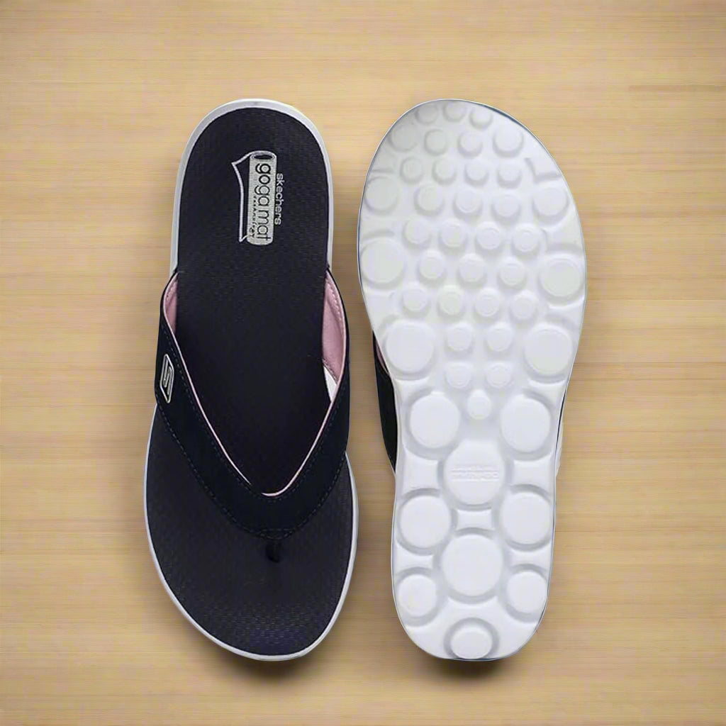 Skechers_13631ID-NVPK_SportsShoes_Top_Sole_Instasport