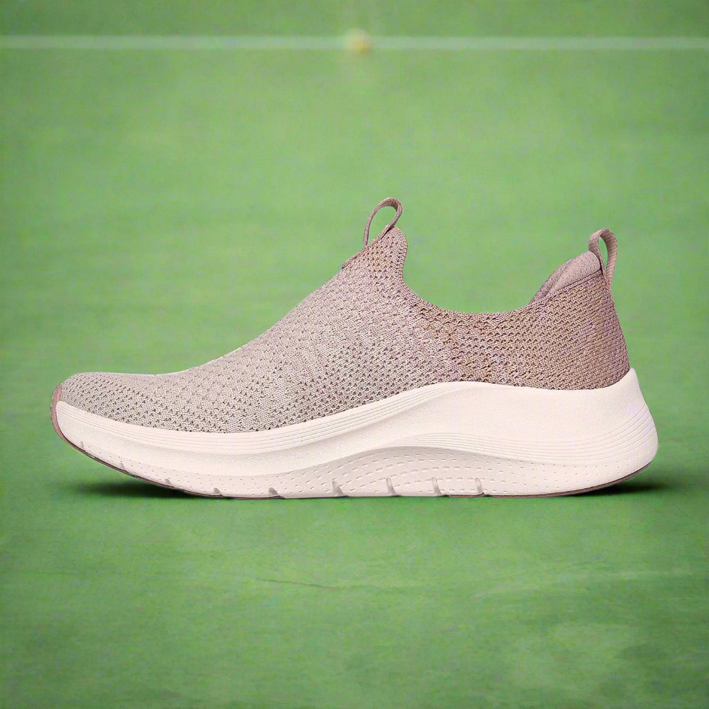 Skechers_150055-TPE_SportsShoes_Left_Instasport