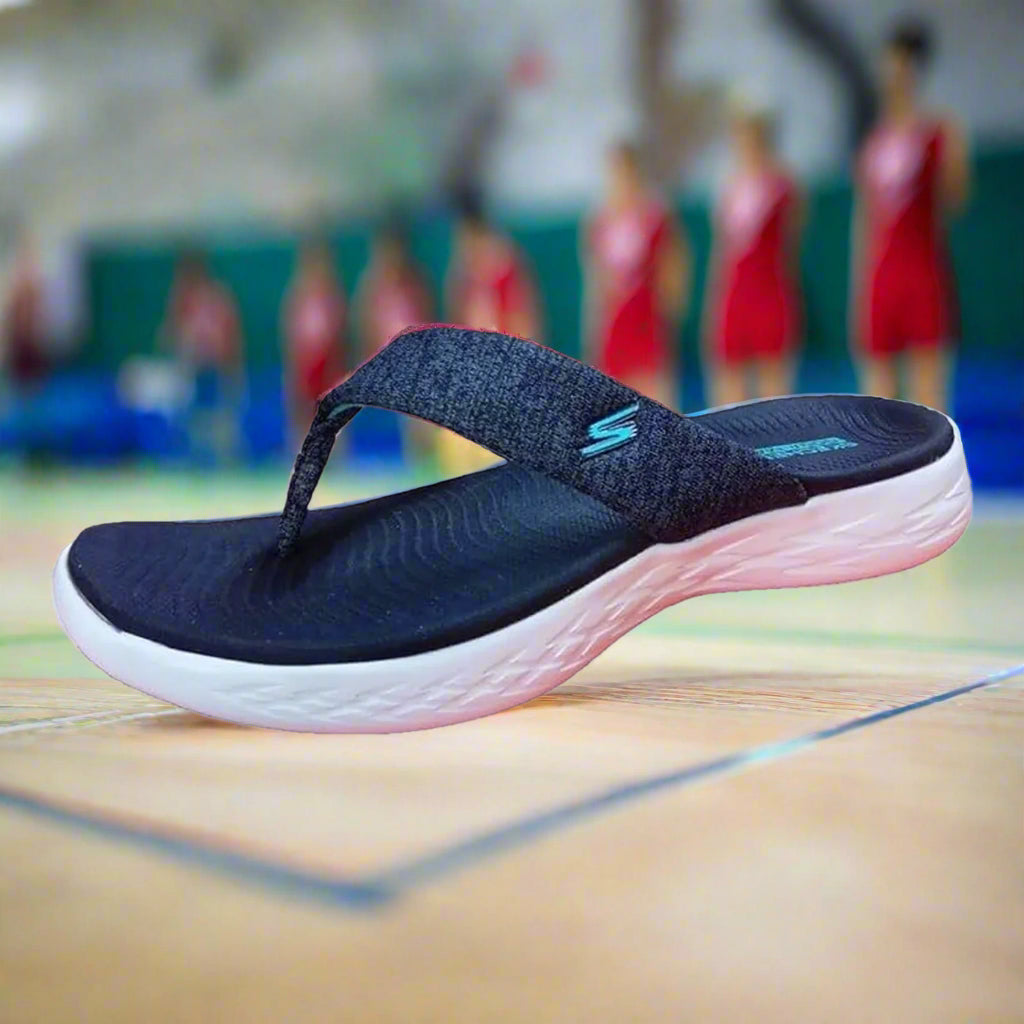 Skechers_15304ID-BKTQ_SportsShoes_Frontside_Instasport