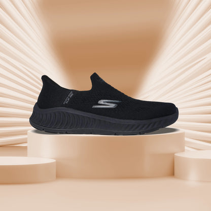 Skechers_216372-BBK_SportsShoes_Instasport