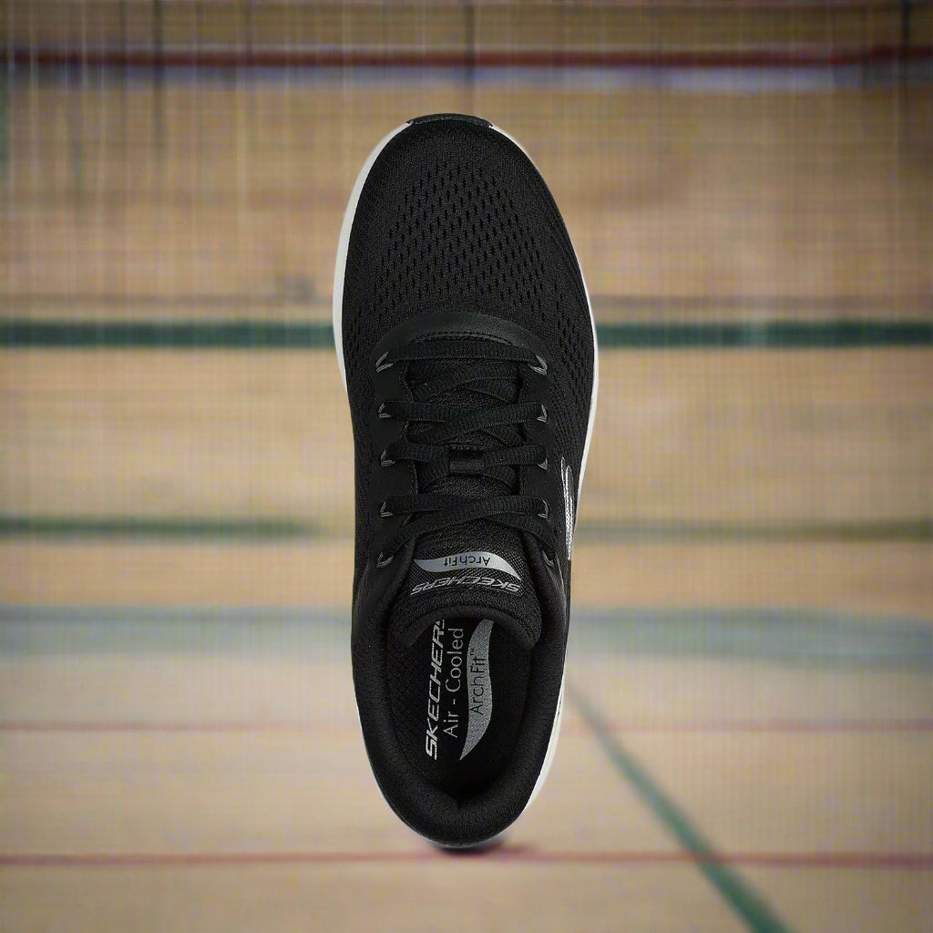 Skechers_232700-BKW_SportsShoes_Top_Instasport