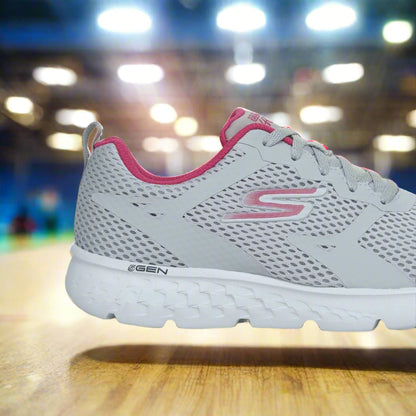 Skechers_896328ID-GYPK_SportsShoes_Back_Instasport