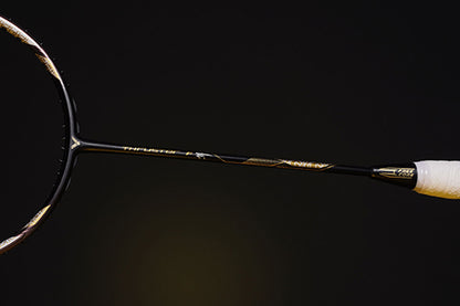 Victor_F_Ultra_Badminton_RacketShaft_InstaSport3