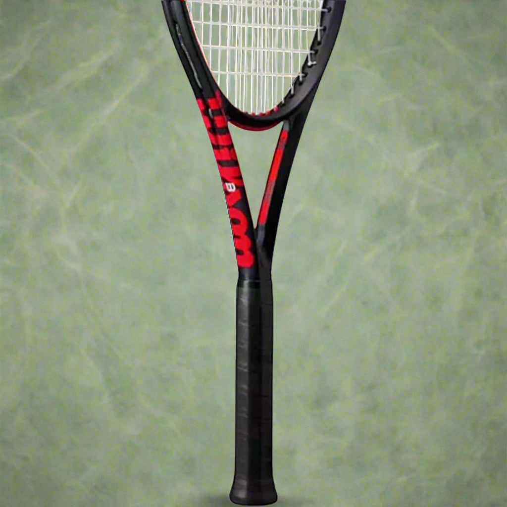 Wilson_Clash_100UL_V3_Tennis_Racquet_Handle_Instasport