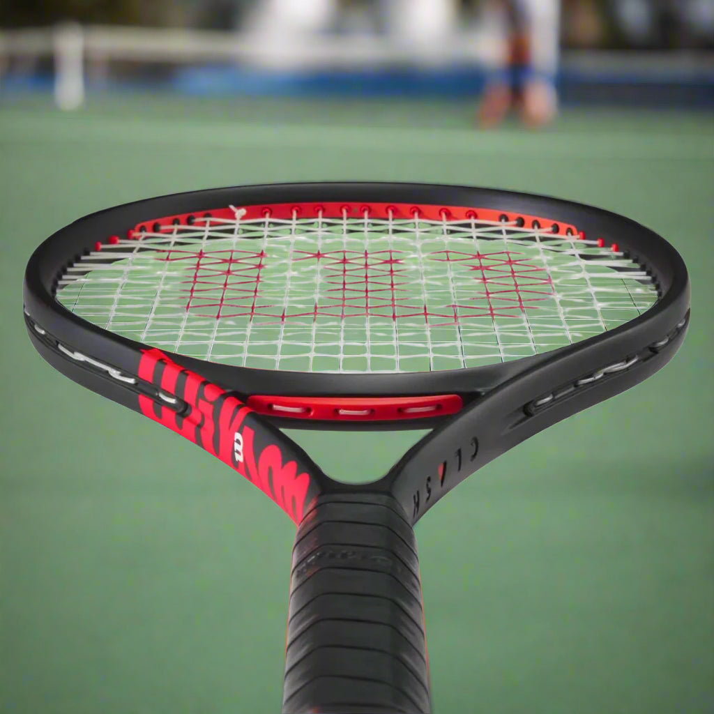 Wilson_Clash_100_Pro_V3_Tennis-Racquet_HeadTopView_InstaSport