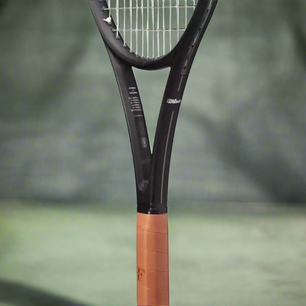 Wilson_RF_01_Future_Lite_Tennis_Racquet_Throat_Instasport